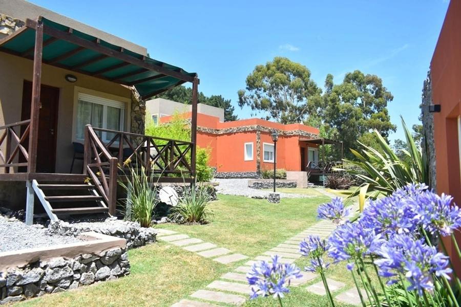 Icalma De La Sierra Aparthotel Tandil Exterior photo